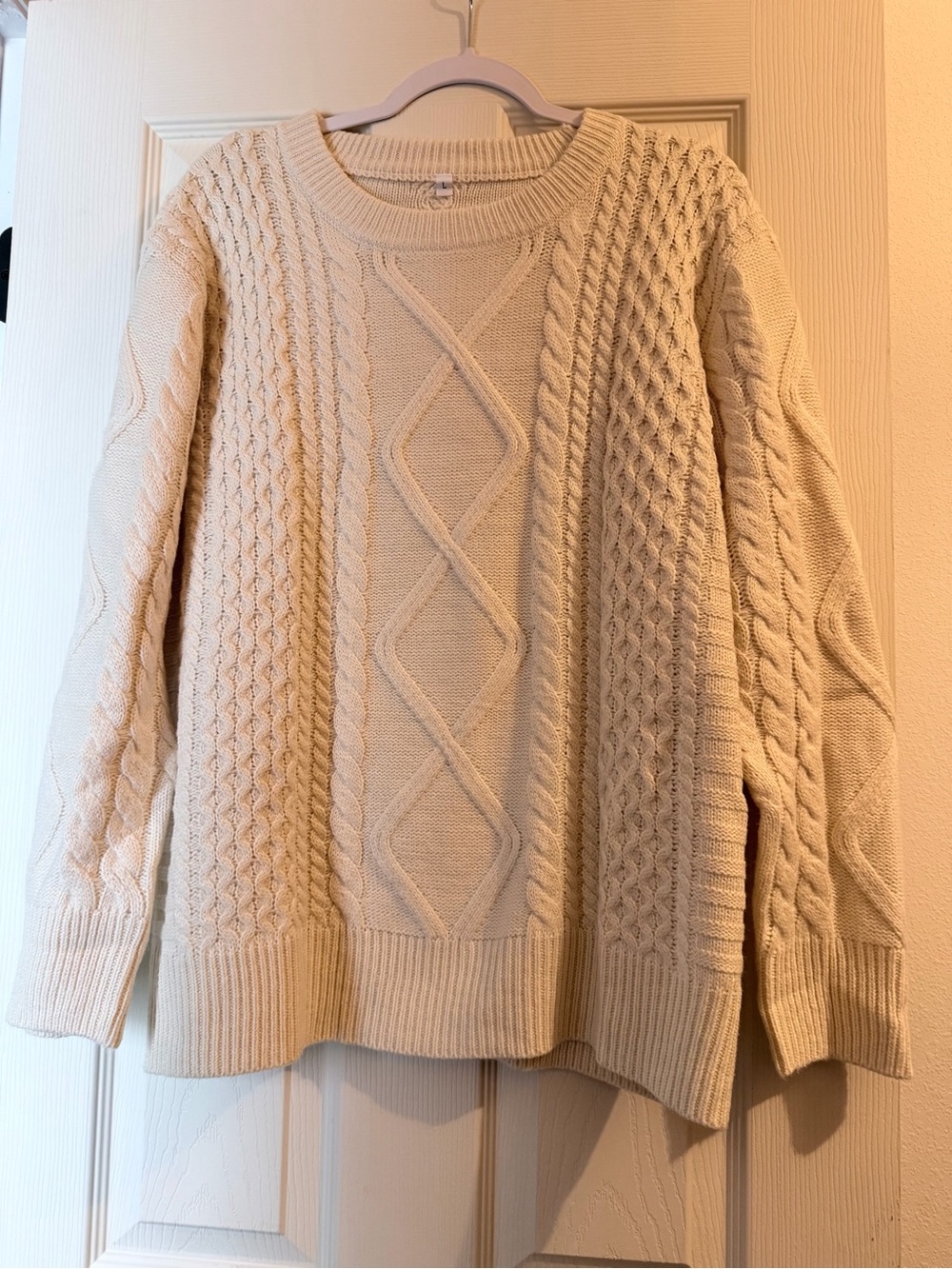 Cream Cable Knit Sweater | Chunky Knit Pullover | Size Large